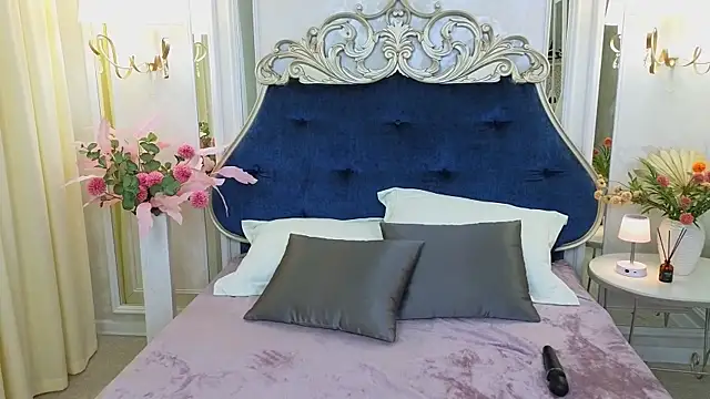 Ariana_Petite live cam