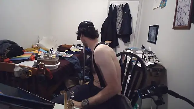 JohnnyMoves