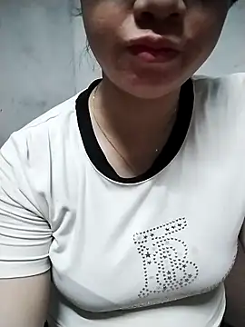 Girl_lovebaby webcam