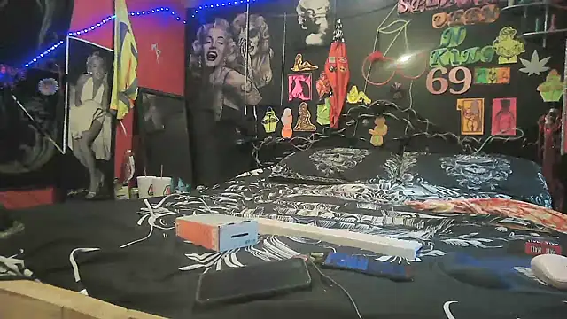 DaddyAndSplashQueen webcam