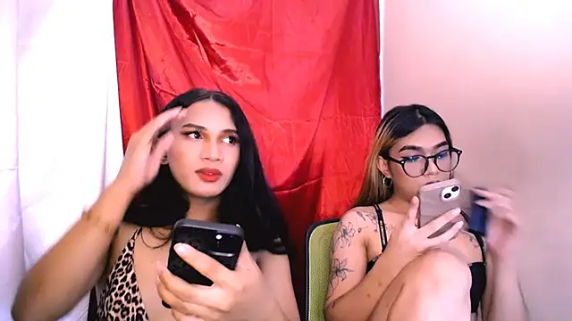 slutty_aki webcam