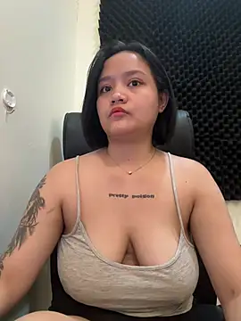 Beraie - Female webcam sex chat