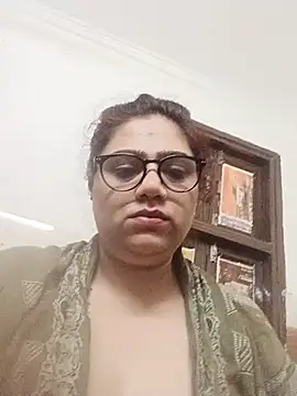 yourchahat27 webcam