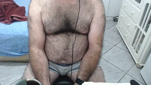 MysterBearMG live cam