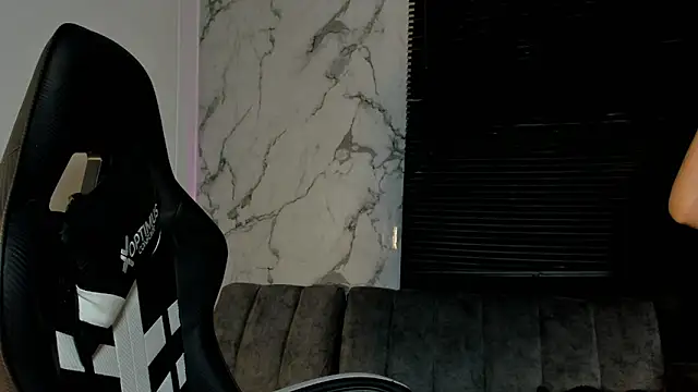 Angela_Kittenn webcam