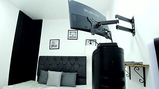 Trinity-presley webcam