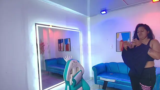 Isabella_rows webcam