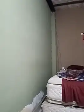 Michellluxo webcam