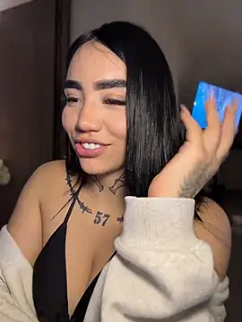 Nickiiiii webcam
