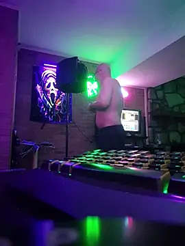 chronic_vibez webcam