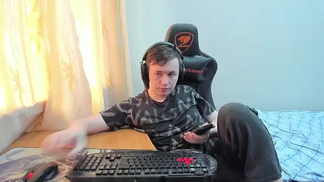 iliaskrislove live cam