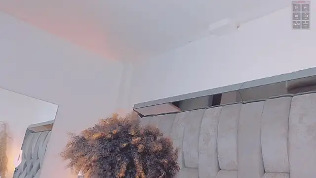 _CurlyGirl_ webcam