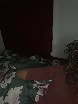 MiriamMoneyAsap webcam