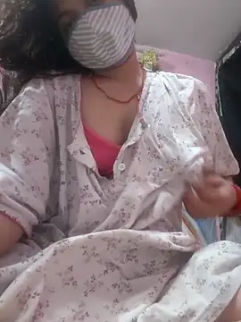 HotyNishakaur webcam