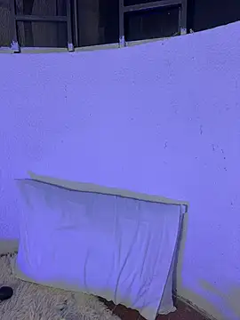 MiaCamille_ webcam
