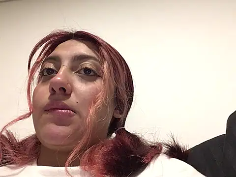 Emma_Cut webcam
