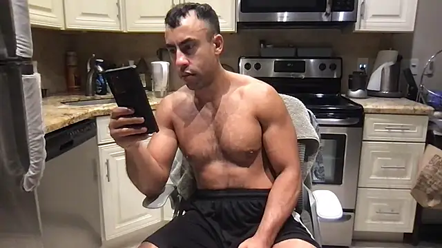 BigGuyMuscle webcam