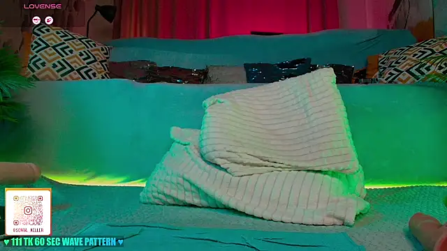 sonya_keller_32 webcam