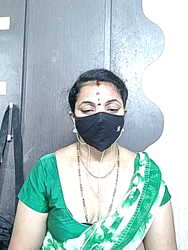 Leela_555 webcam