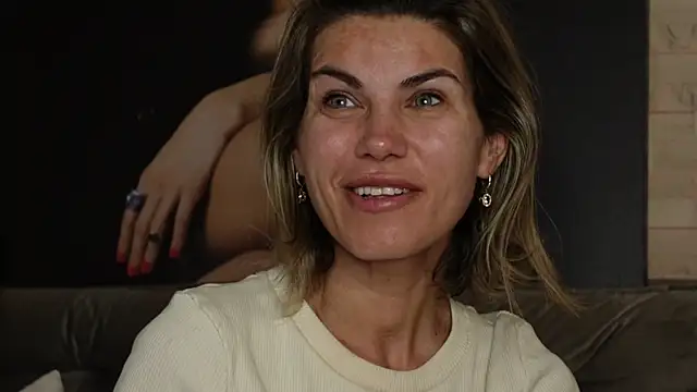 FeliciaKrige webcam