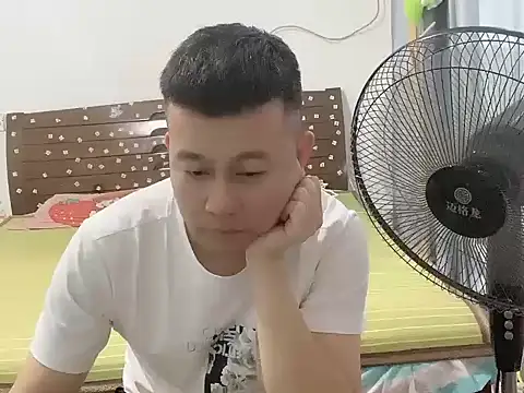 zzj_4718 webcam