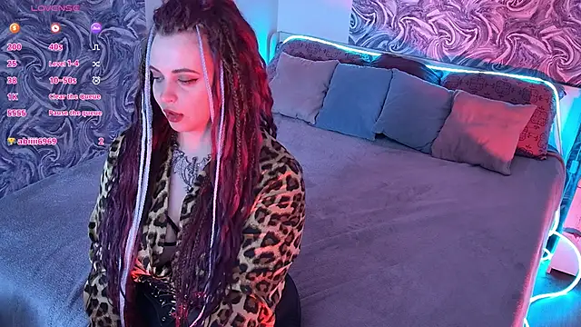 Miss_Maya_Mils