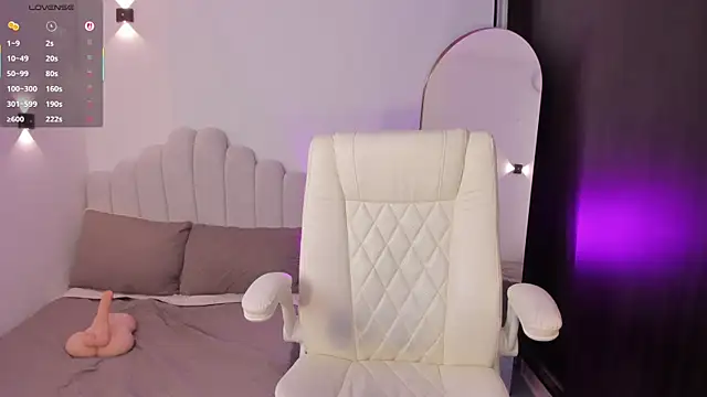 AmberLewis_ webcam