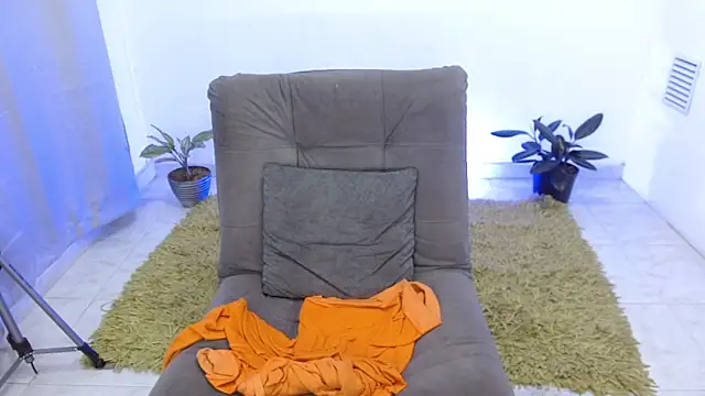 hades_derox_ webcam