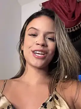 Alisha-Bond webcam