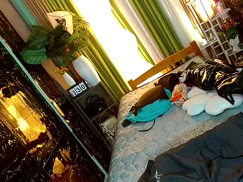 Queen_kendalx19 webcam