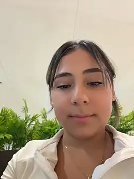 MelodyRey__ webcam