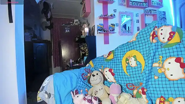 Rebecahart webcam