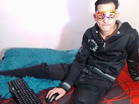 SexyboyHot2000 webcam