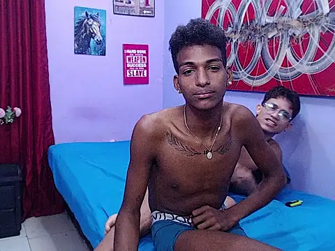 horny_black_ (G twink) - cum face