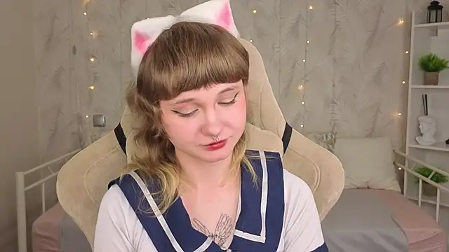 Tori_Cutie webcam