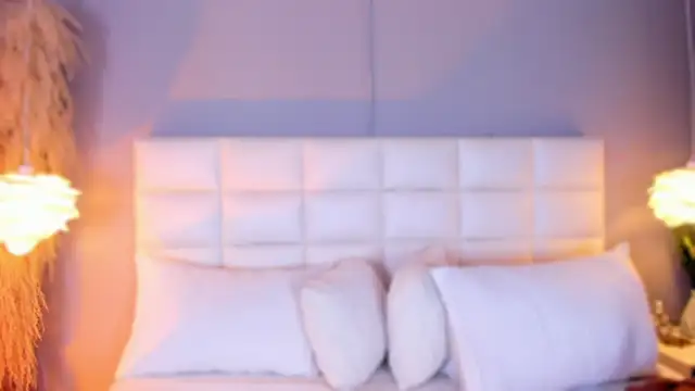 _BunnyNaugthy webcam