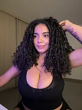 Curlyierr webcam