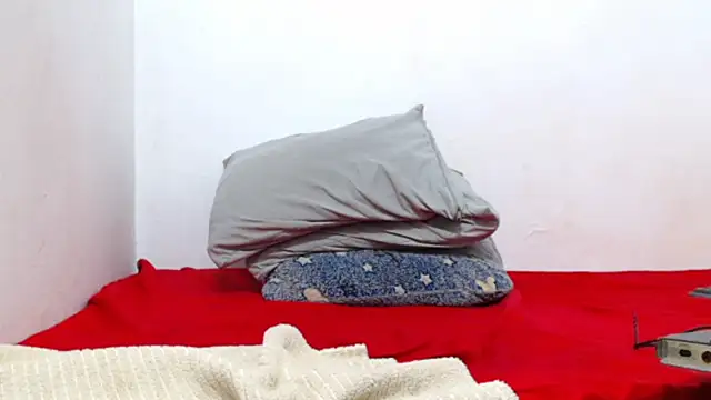 alejandra_c19c webcam