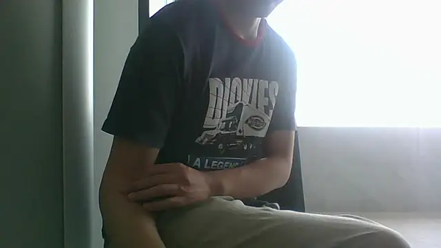 nole_china7 (Ask my age) - talk / fun / cum