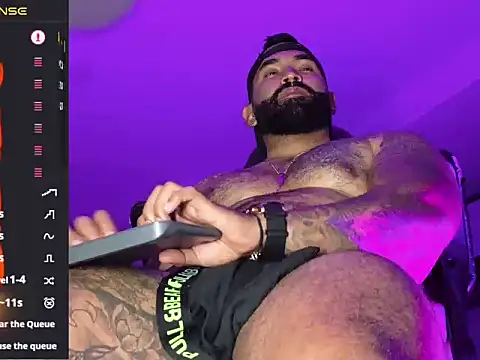 max-prada - Max-prada's free webcam - UK Sex Cams