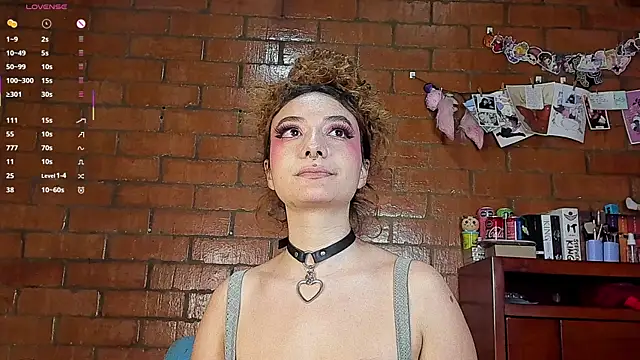 Annycolin_ webcam