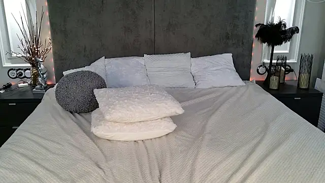 Monica_sex_xxsirens webcam