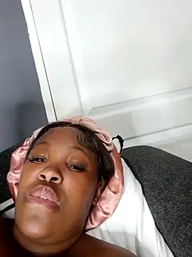 SWEETDOLLY29XX webcam