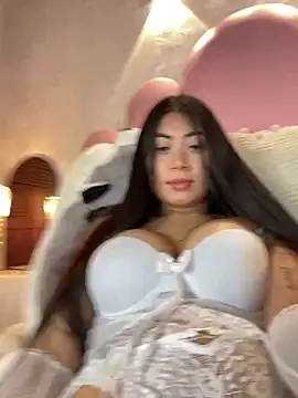 _MadiLee_ webcam