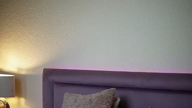 JoelleApril webcam