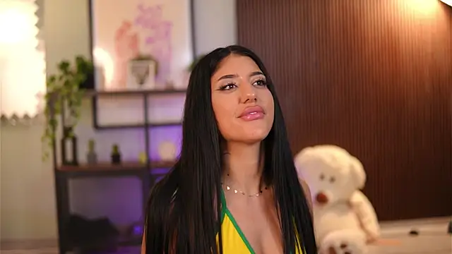 DariaVeil webcam