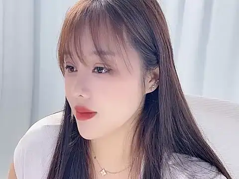qingqing19 - Qingqing19's free webcam - UK Sex Cams