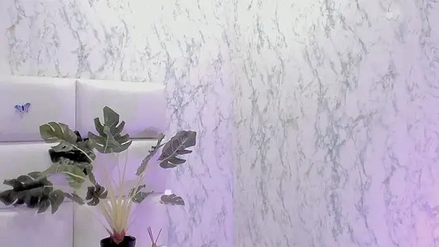 LYA_SWEETX webcam