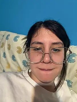 MysticKitty7 webcam