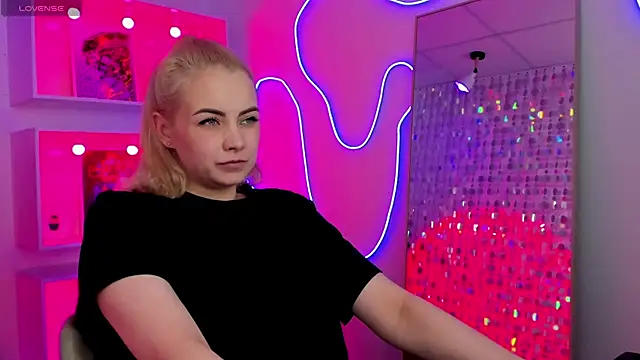 stephaniesweety - StephanieSweety's free webcam - UK Sex Cams